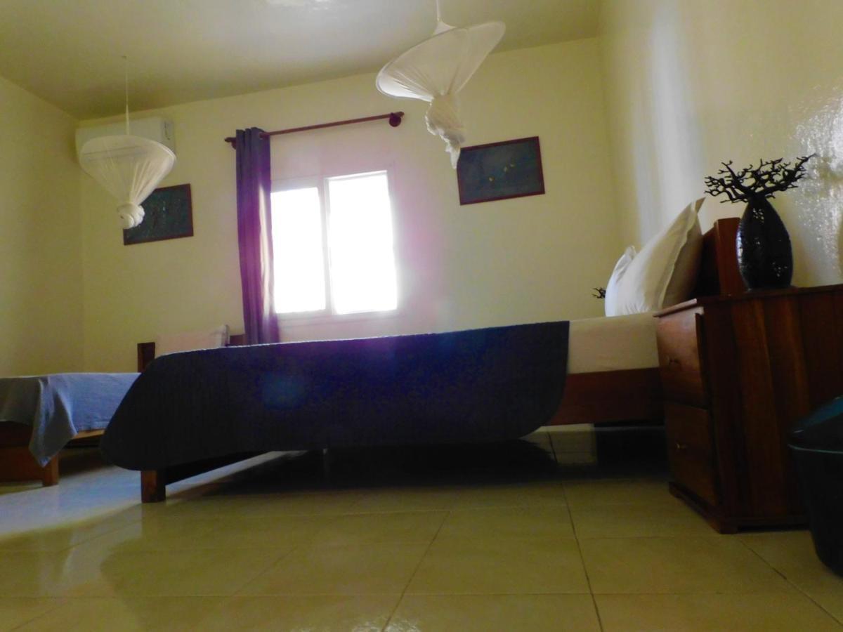 Villa Ty Milyn Mazela Sa Dakar Bagian luar foto